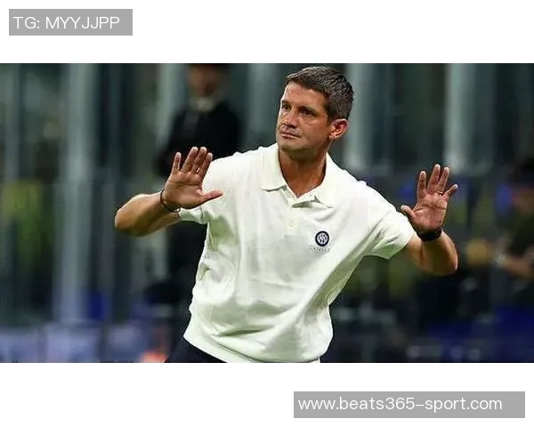 劳塔罗对齐沃换人决定不满摔水瓶表达愤怒情绪